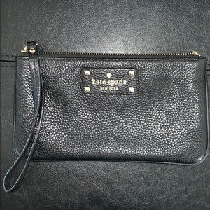 Kate Spade Wristlet  ♠️